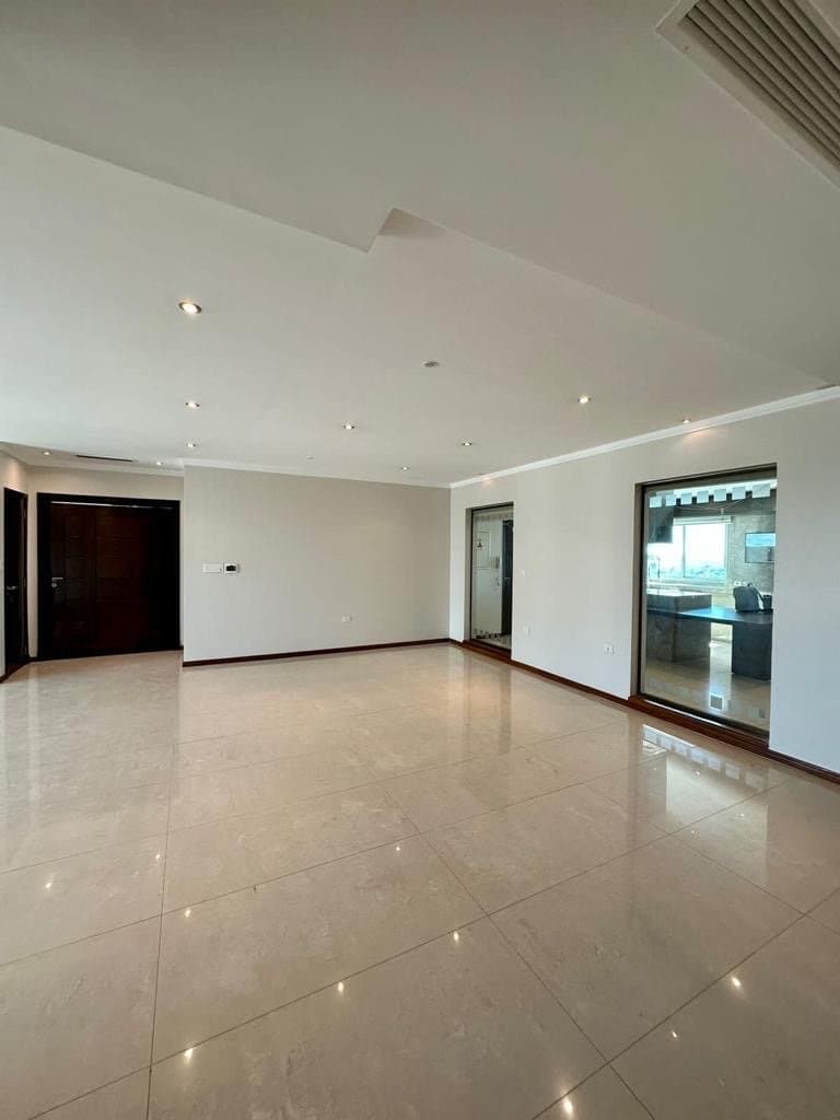 Alquilo Penthouse Con 3 Dormitorios Z.sta Teresa. – 2