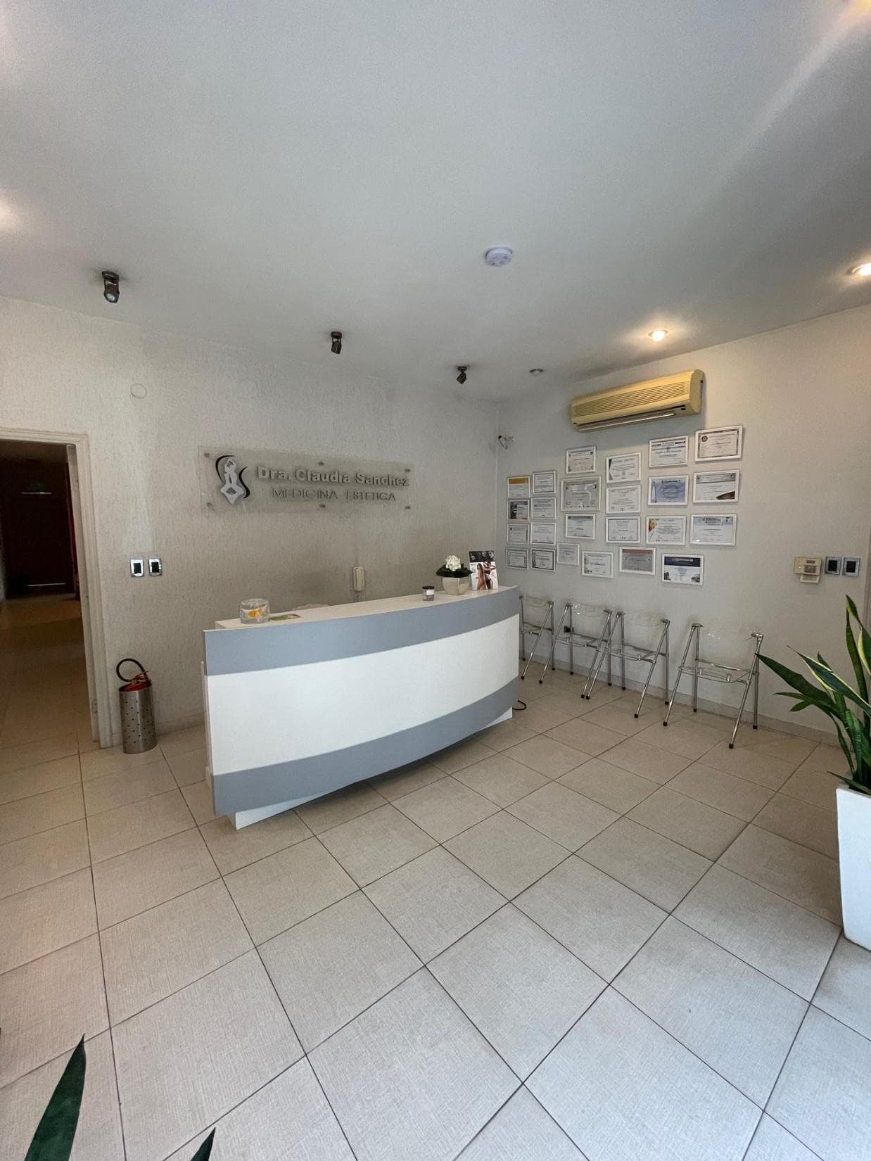 ALQUILO CASA PARA OFICINA O CONSULTORIOS EN ASUNCIÓN. – 3