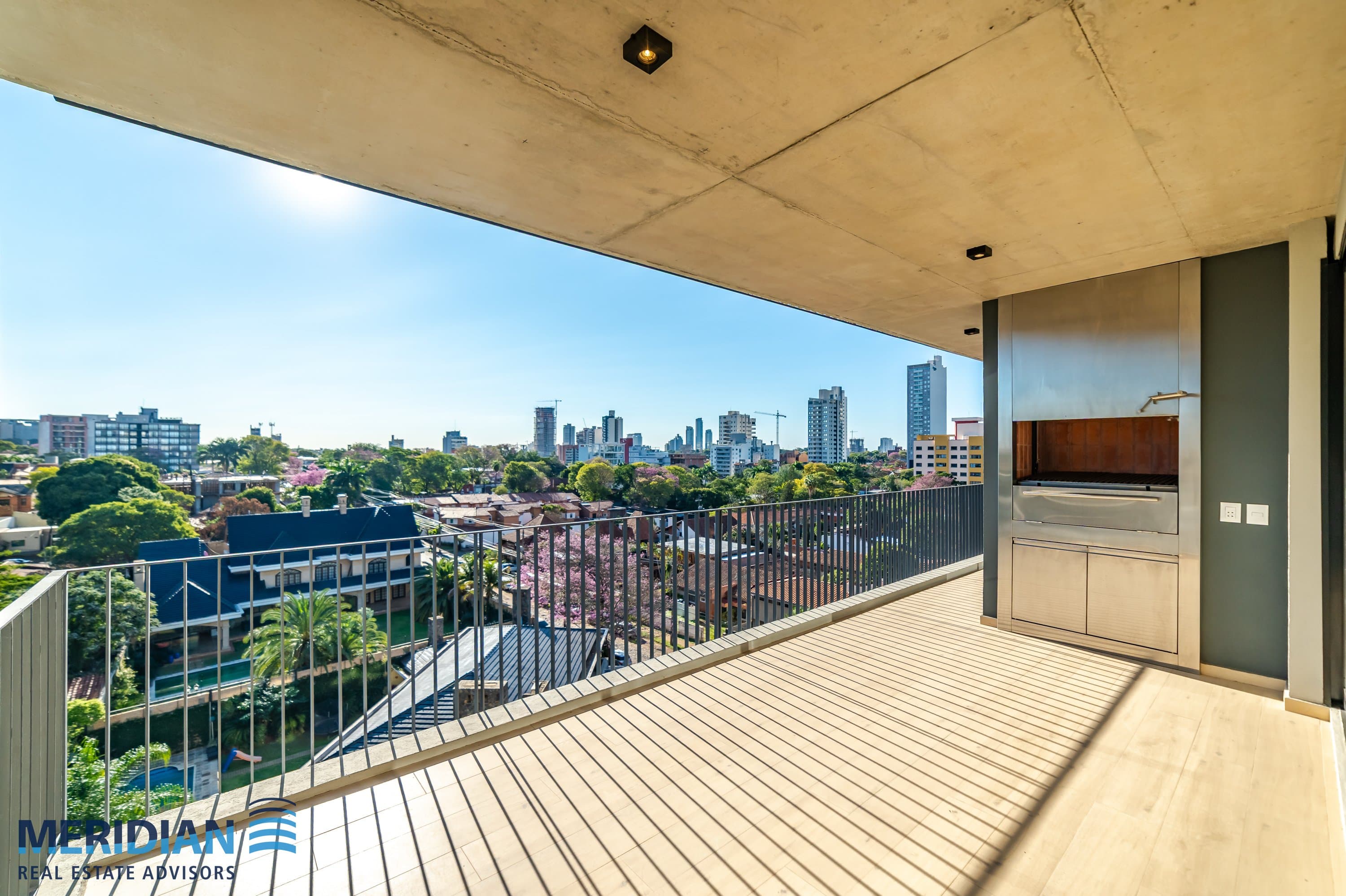 Departamento en Venta con Financiamiento zona shopping del Sol !