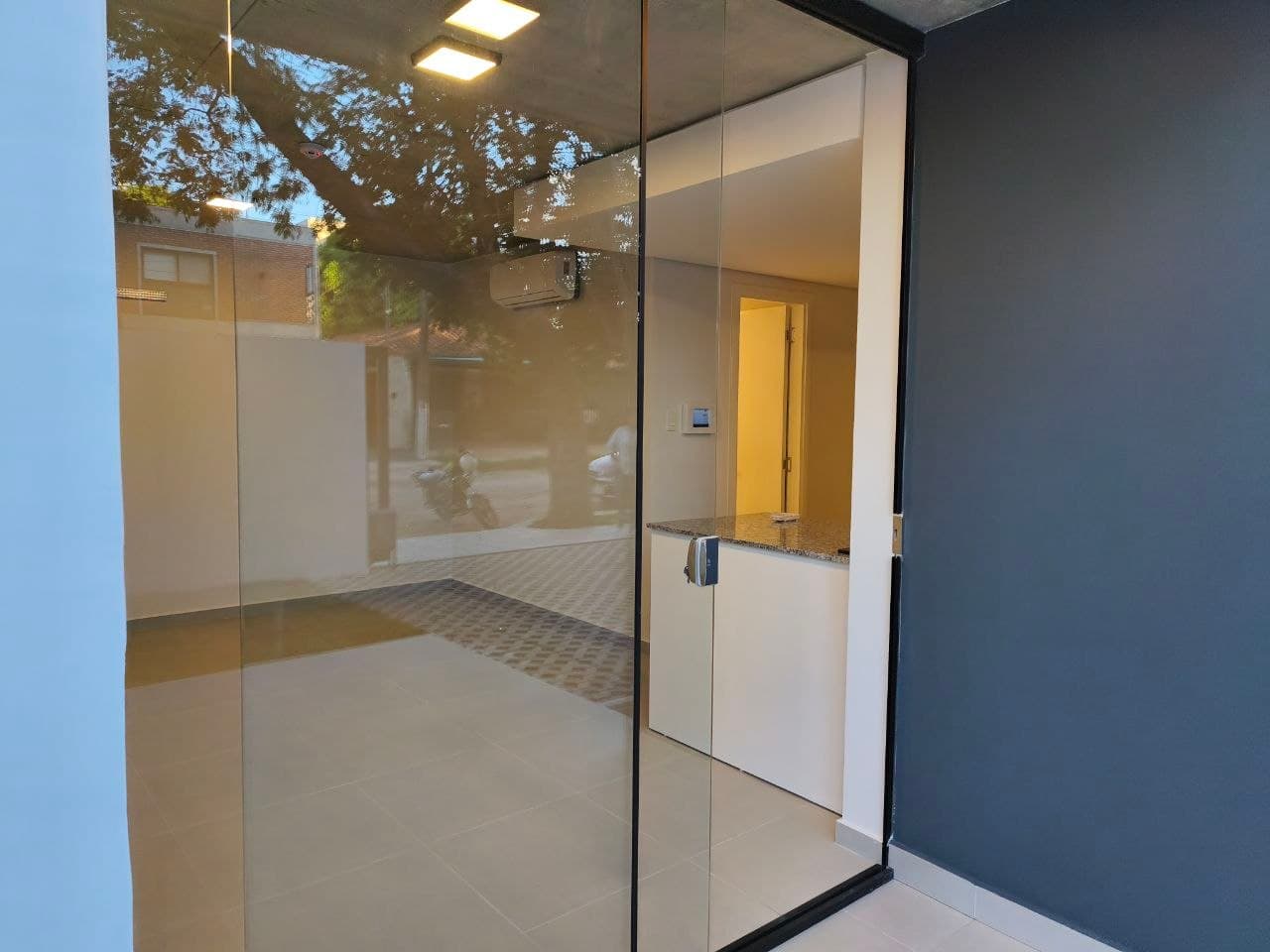Vendo departamento a estrenar, recién entregado, en Luque, zona CIT – 3