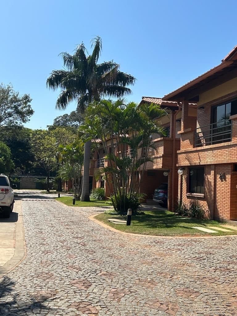 Alquiler Casa En Condominio