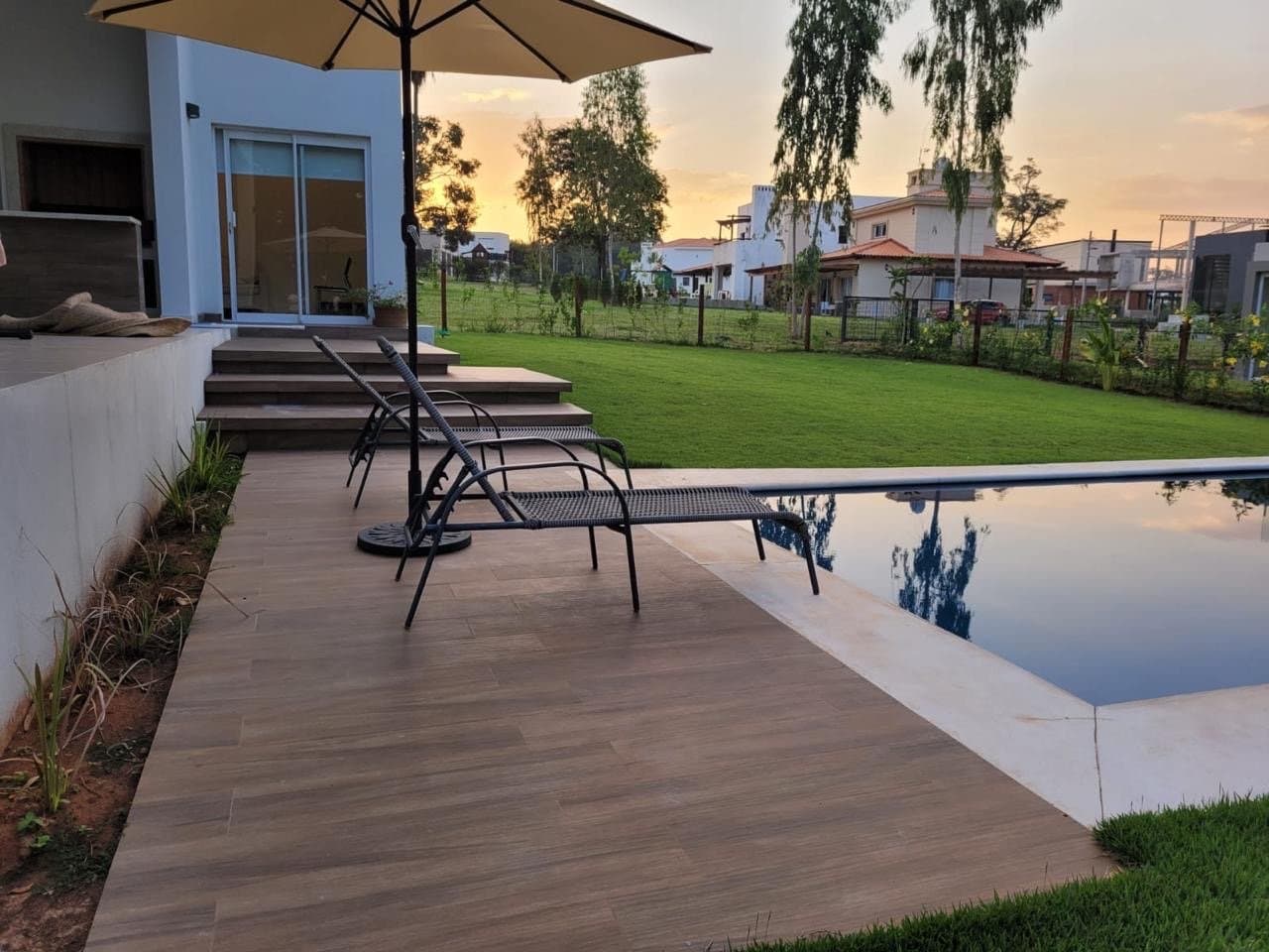 Alquiler En San Bernardino- Residencia De 5 Dormitorios – 2