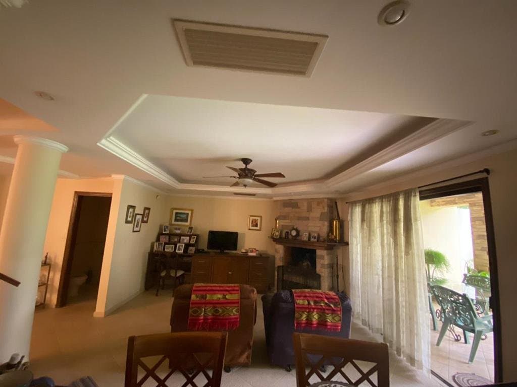 RESIDENCIA TOTALMENTE EQUIPADA EN EL BARRIO RESIDENCIAL DE SAN CRISTOBAL – 2