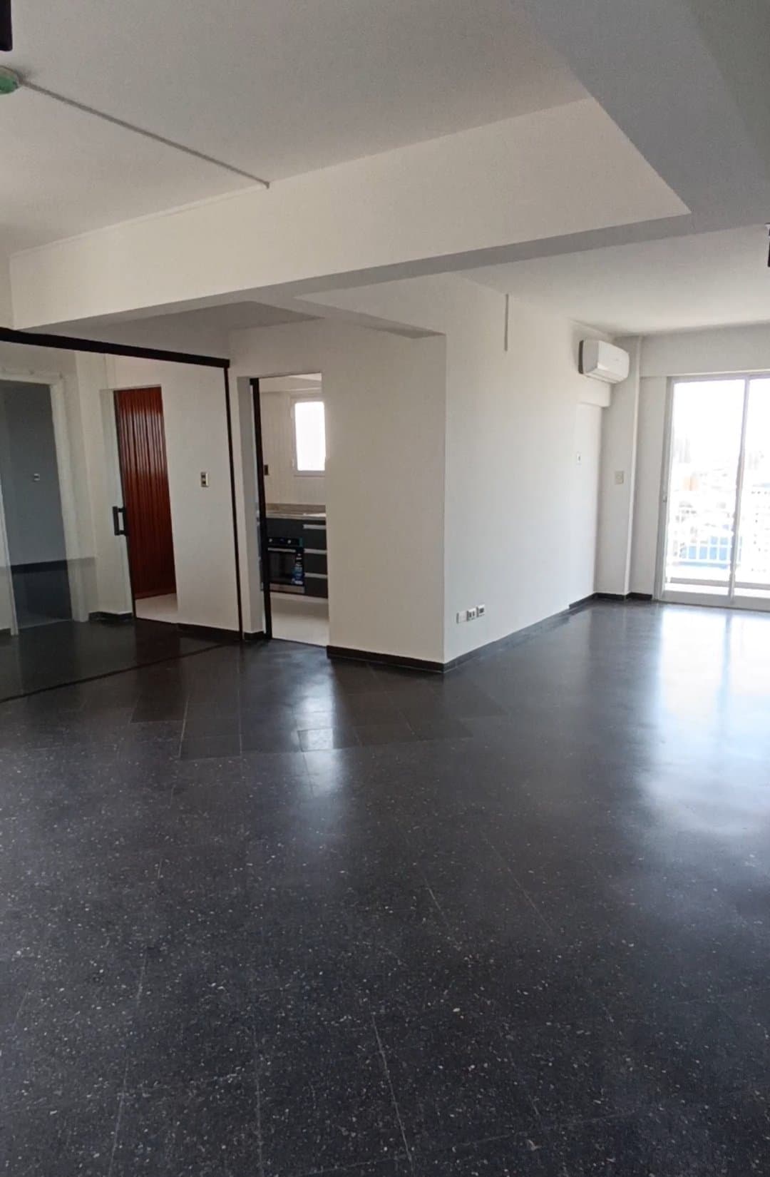 Departamento Remodelado 2 Dormitorios 113 Mts Y Cochera