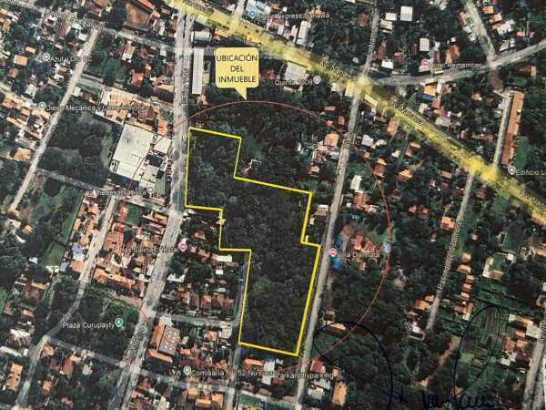 EN VENTA HERMOSA PROPIEDAD DE 18.146 M2 3.057 CM2. SALIDAS A 3 CALLE