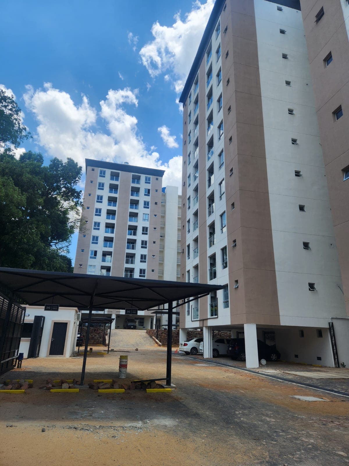 Vendo Departamento A Estrenar En Residencial Santa Rosa, En Lambaré