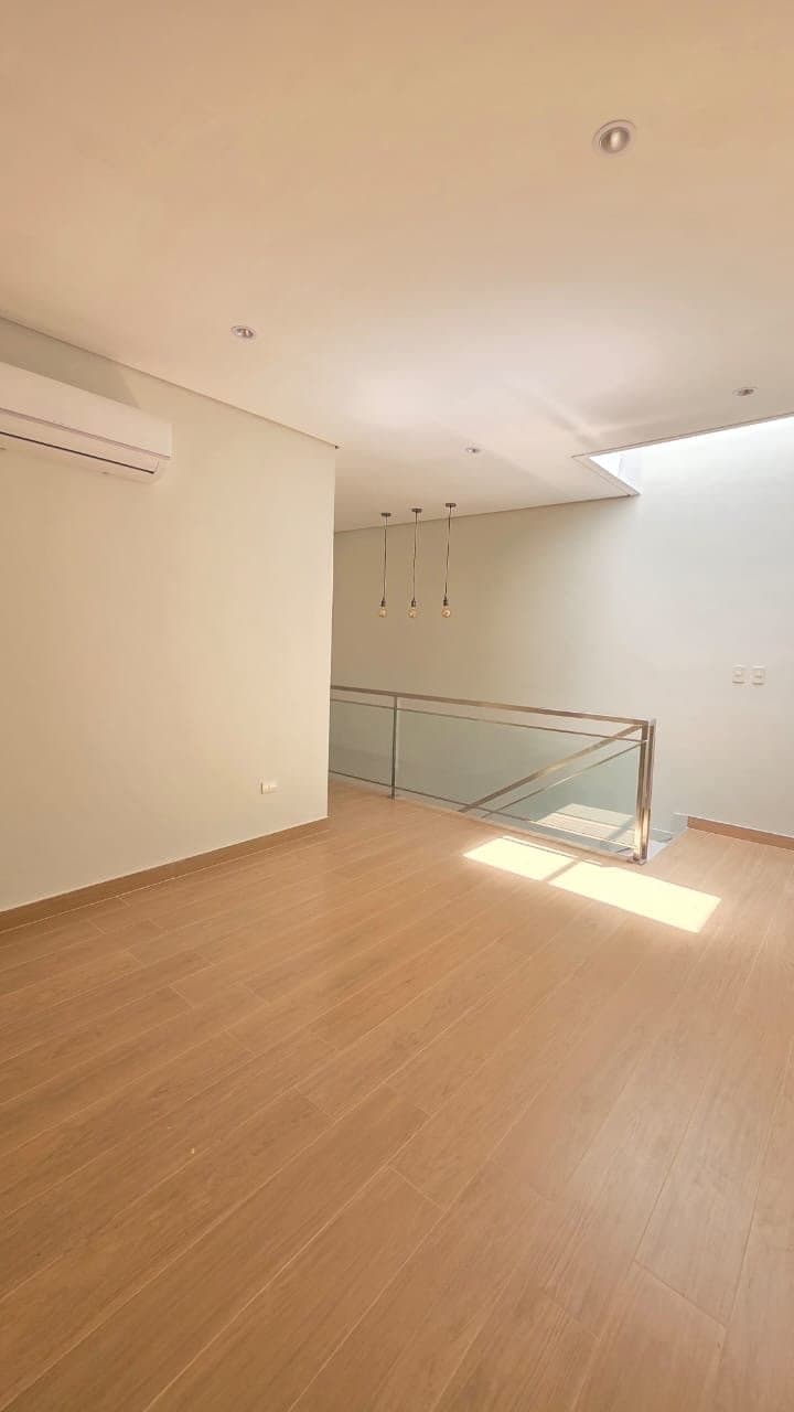 Vendo hermoso duplex a estrenar en Barrio Ycua Saty cercano a Paseo La Galeria – 3