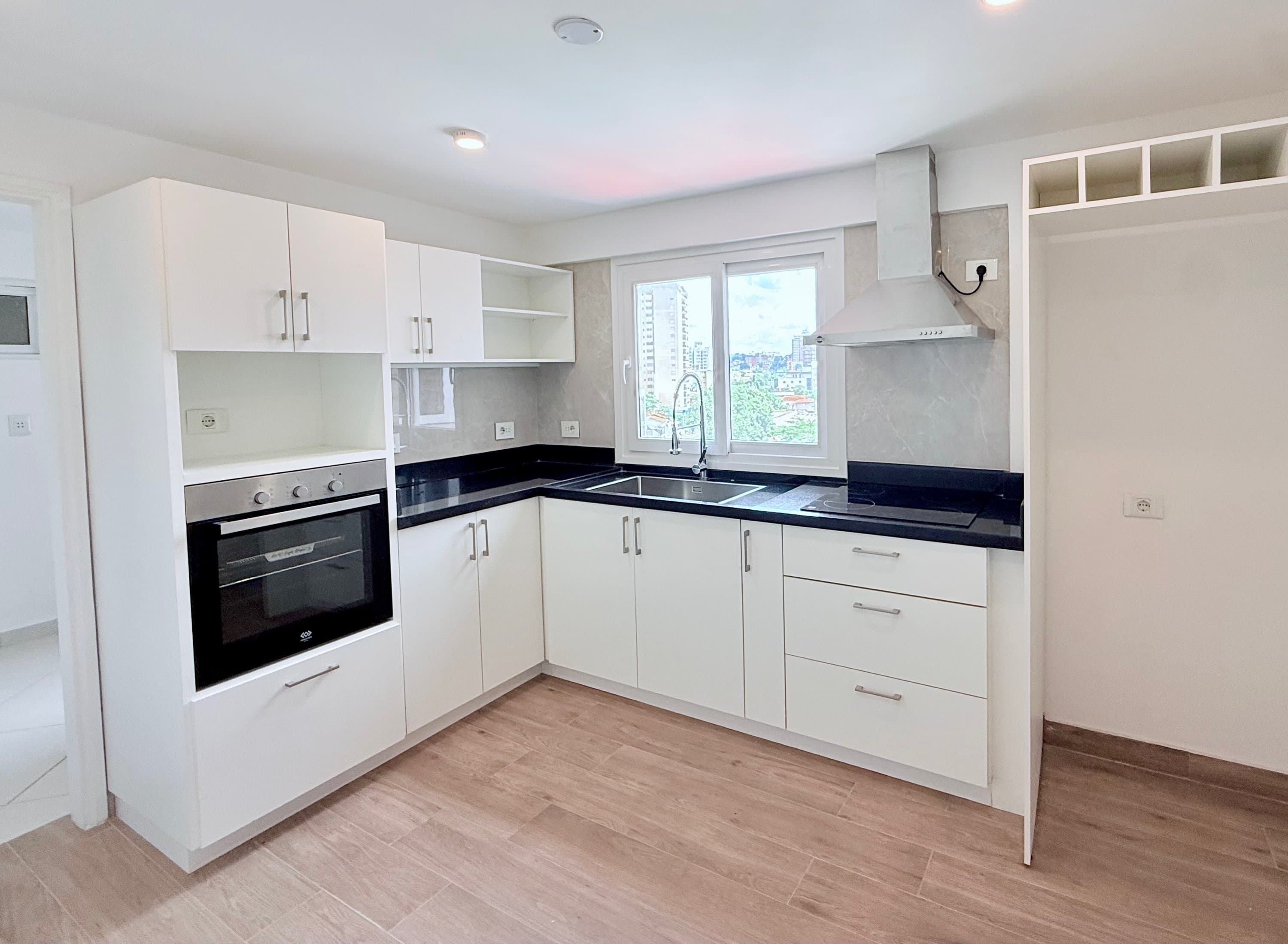 Departamento de 3 Dormitorios - LAS MERCEDES – 2