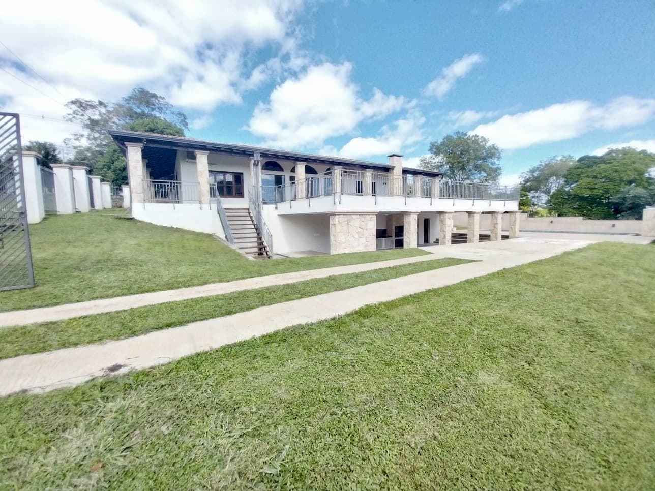 Vendo casa de lujo en Itacurubi de la Cordillera – 3