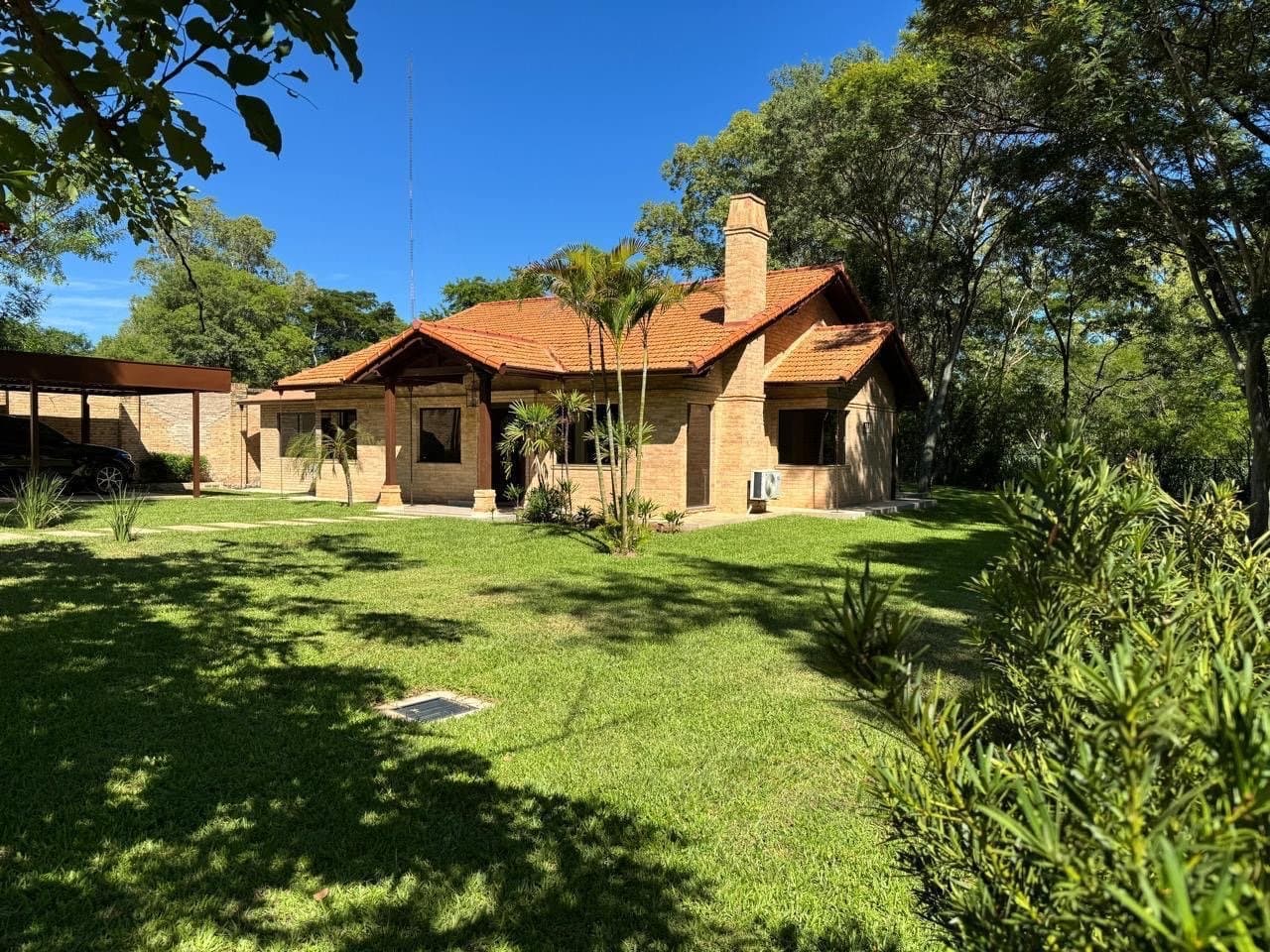 ALQUILO CASA DE 3 DORM EN SUITE EN SURUBI'I