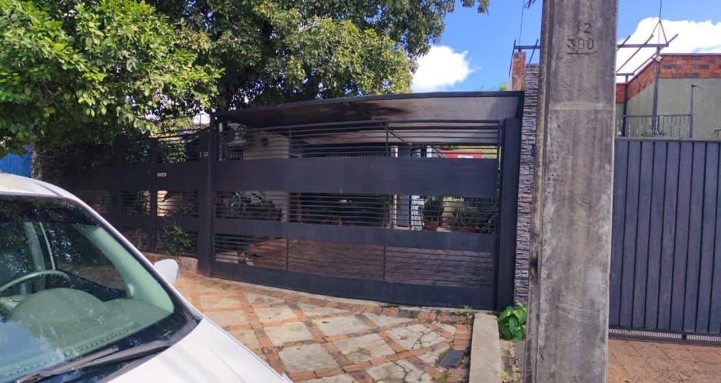 Vendo casa en barrio Tembetary – 2