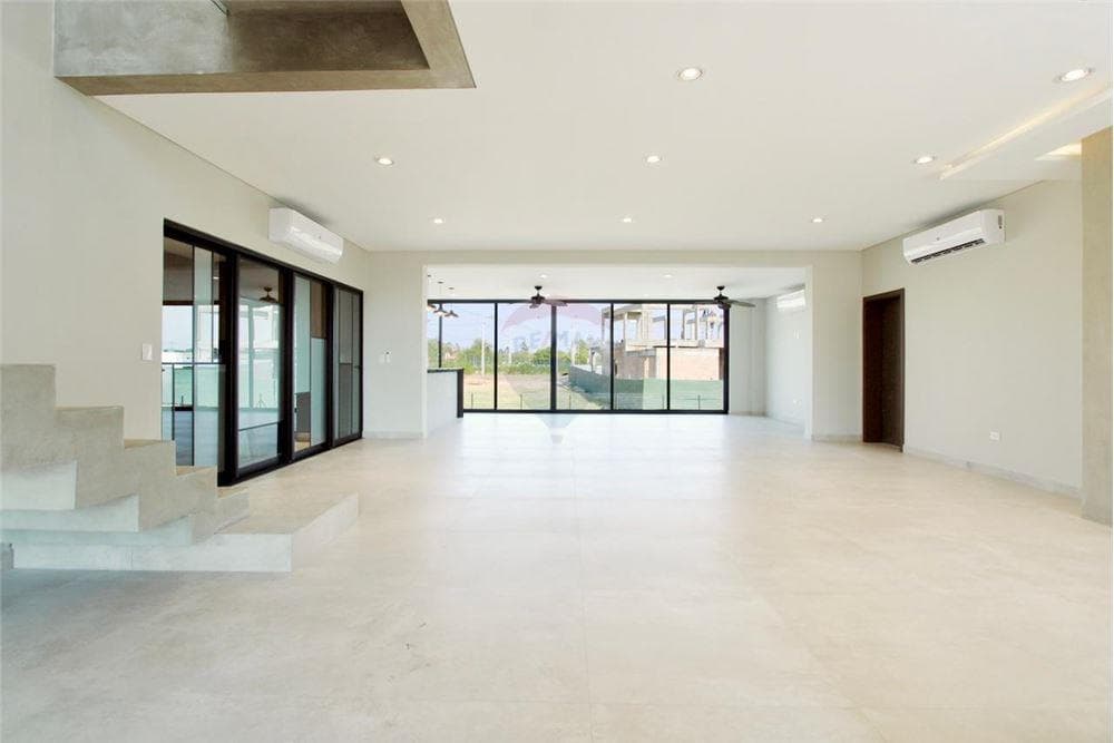 VENDO RESIDENCIA DE LUJO EN CONDOMINIO AQUATERRA – 2