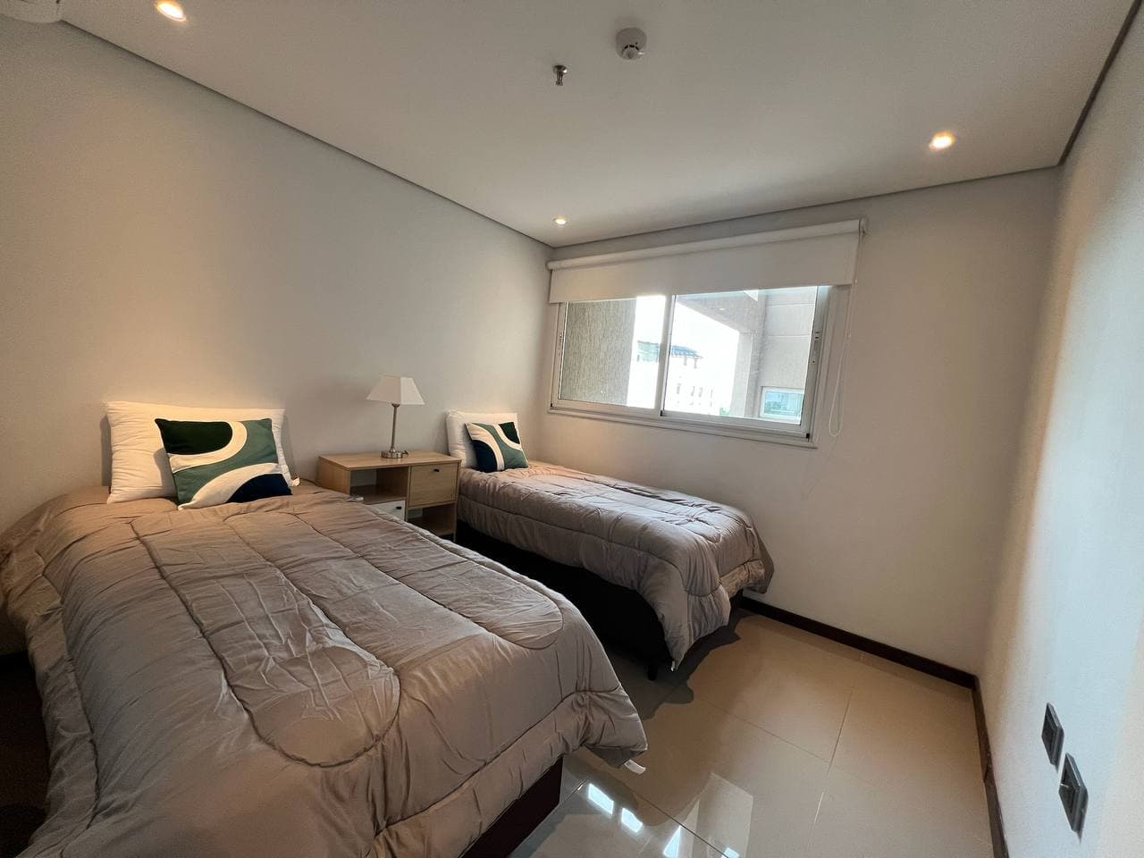 Amplio Departamento Amoblado Y Equipado Zona Shopping - Asuncion – 3