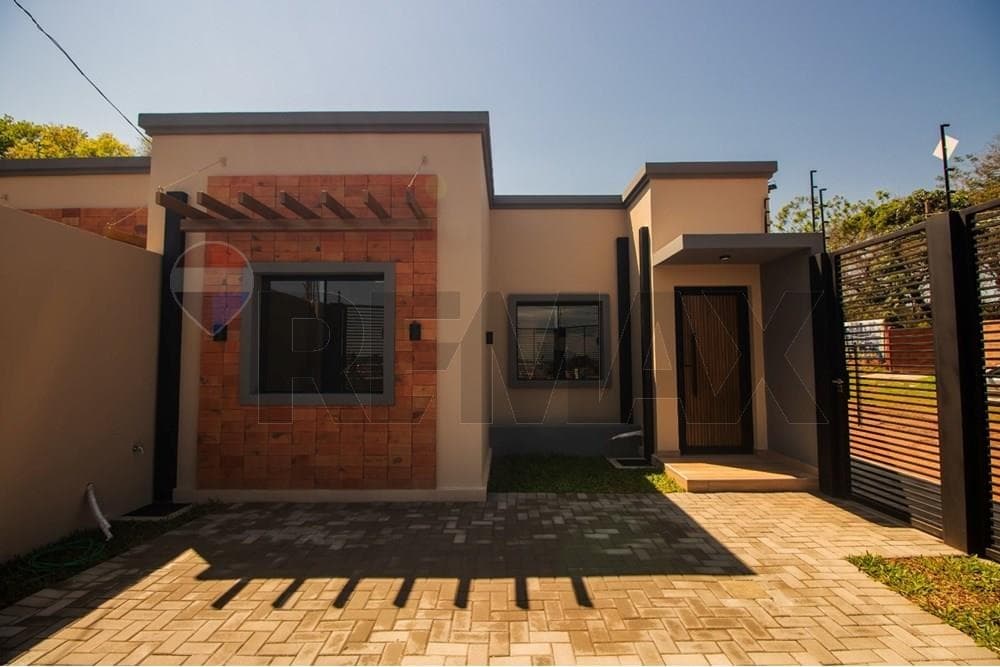 VENDO CASA INTELIGENTE EN VILLA ELISA