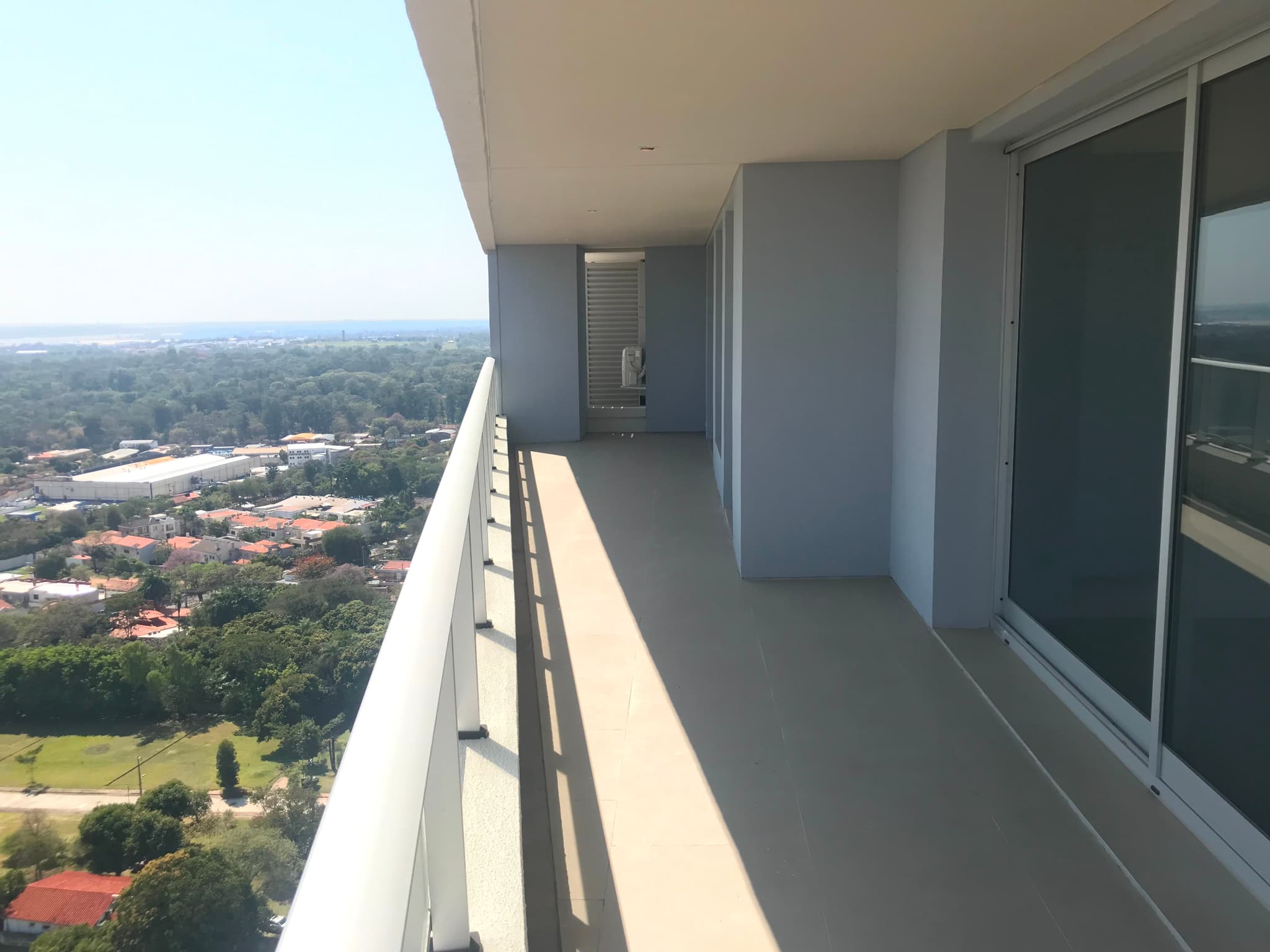 Palacio De Los Patos - Alquiler Departamento 1 Dormitorio - Piso 22 R1 T1