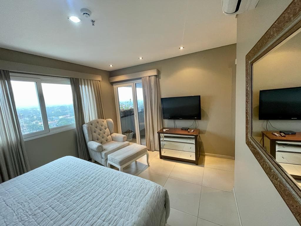 ALQUILO LUJOSO DEPTO AMOBLADO DE 3 HABITACIONES EN YCUA SATI – 2