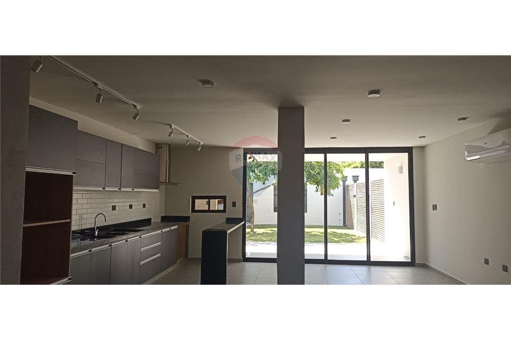 ALQUILO DÚPLEX A ESTRENAR DE 3 DORM. EN LOMA MERLO - LUQUE – 3