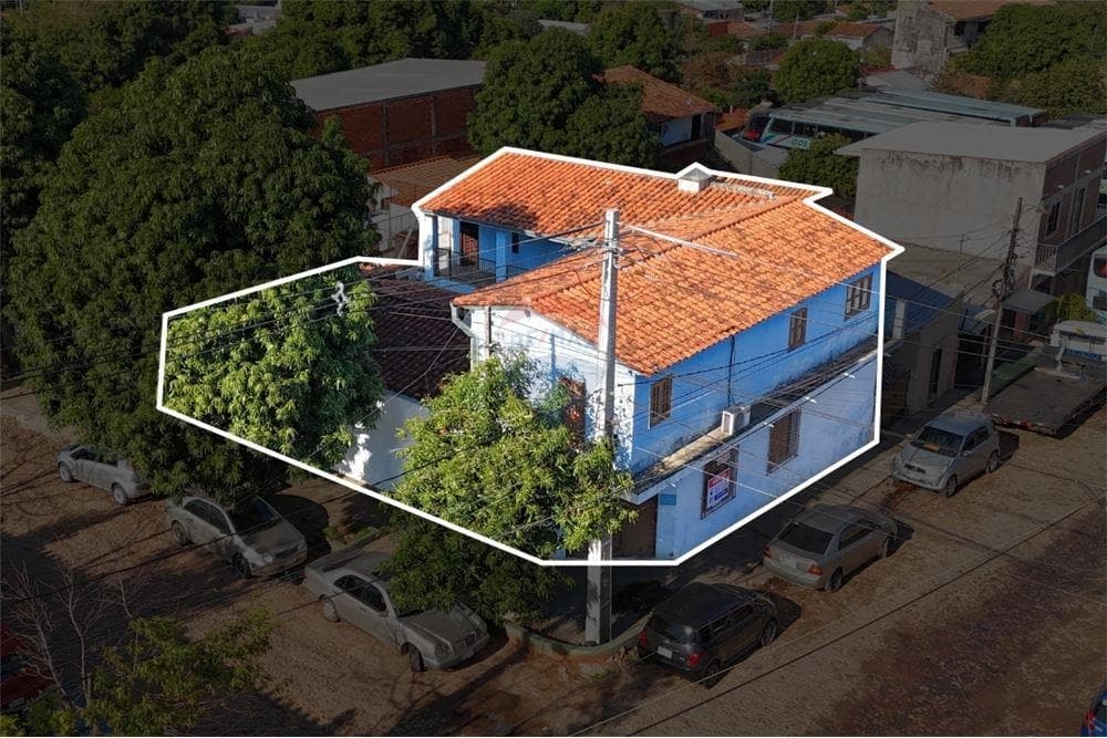 VENTA Casa en esquina con salón comercial en Villa Elisa – 2