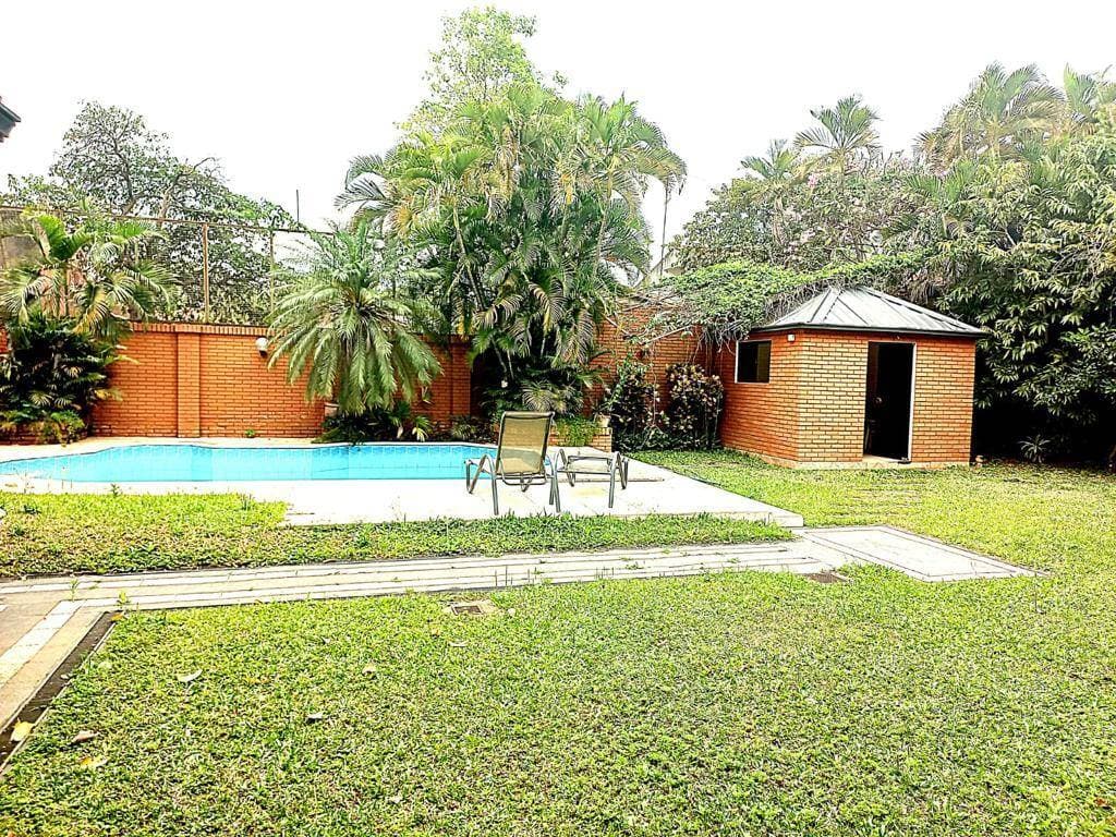 Casa a la venta en Barrio Mcal. Estigarribia – 2