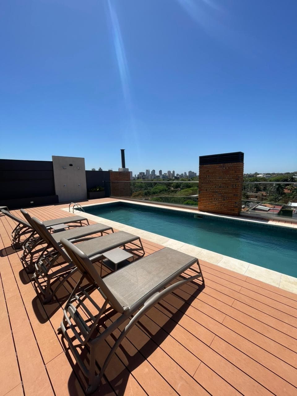 VILLA MORRA - EN ALQUILER, DEPTO DE 3 DORMITORIOS CON ÁREA DE SERVICIO