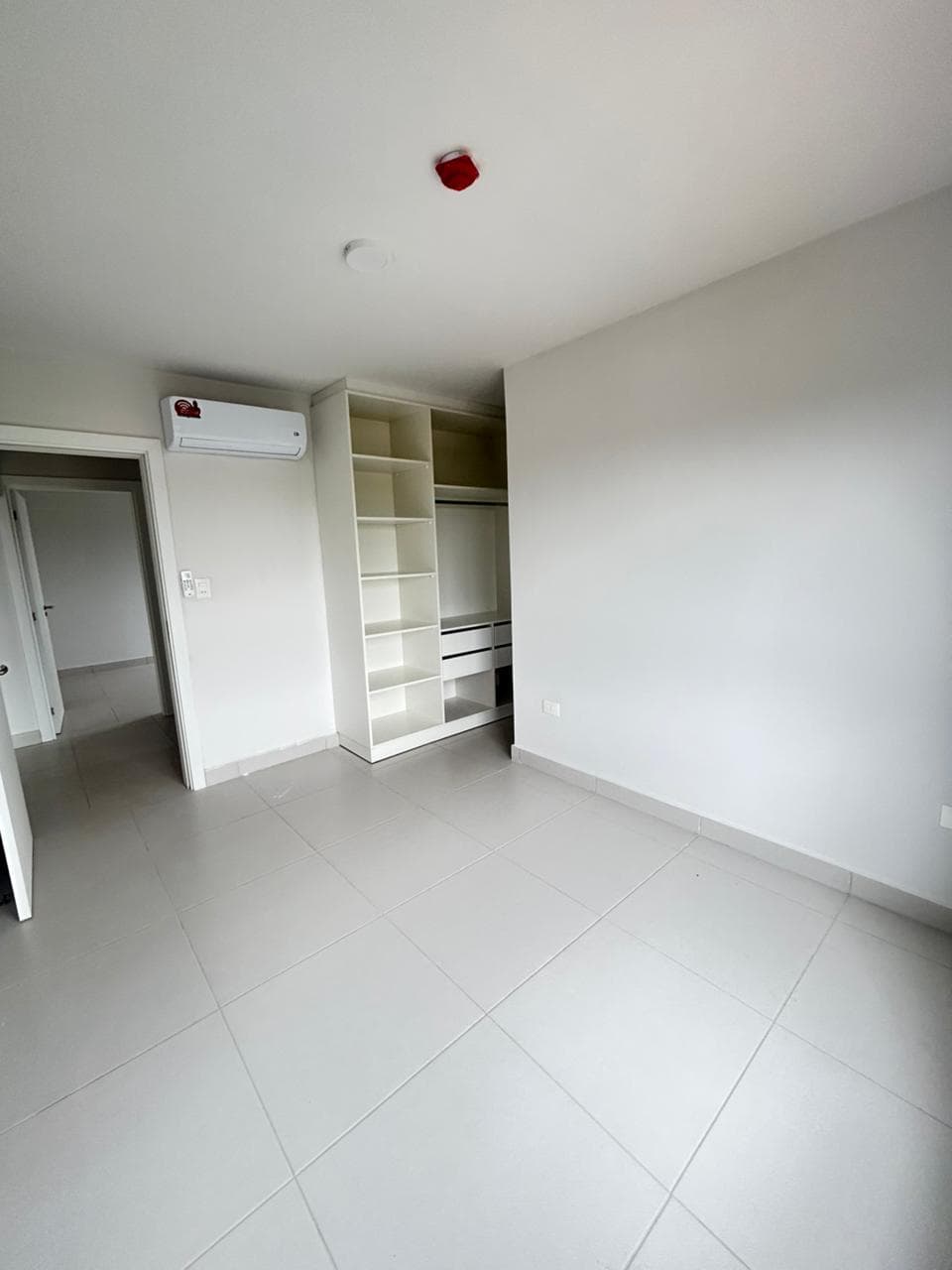 ALQUILO DEPARTAMENTO DE 2 DORMITORIOS EN LAMBARE RESIDENCIAL LAS ORQUIDEAS – 3