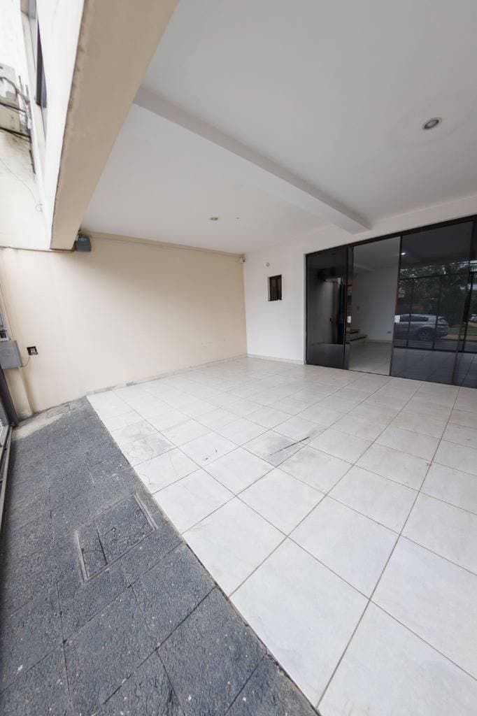 ALQUILO HERMOSO DUPLEX EN ESQUINA BARRIO SEMINARIO – 3