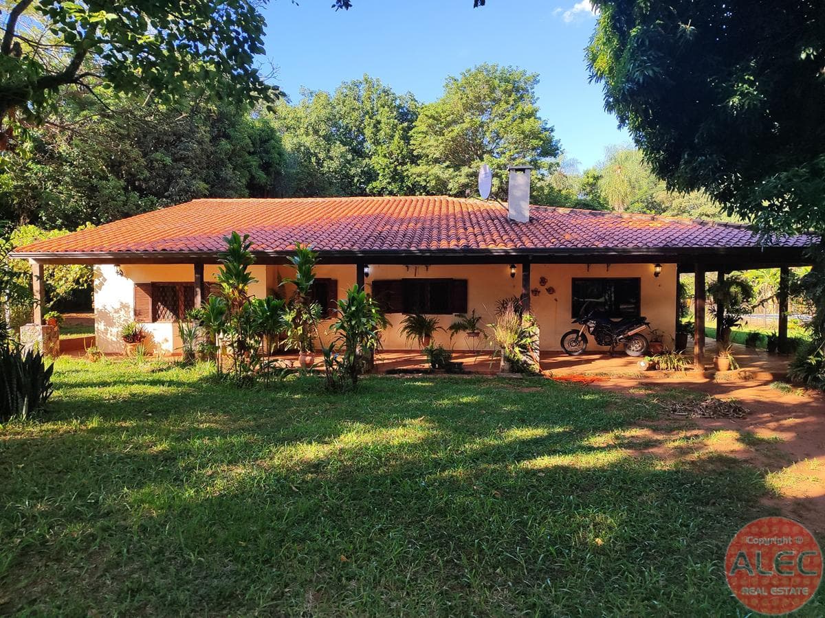 Dueño Vende Hermosa Casa Quinta En Areguá - Terreno 4,200m2, Casa 450m2 - – 2
