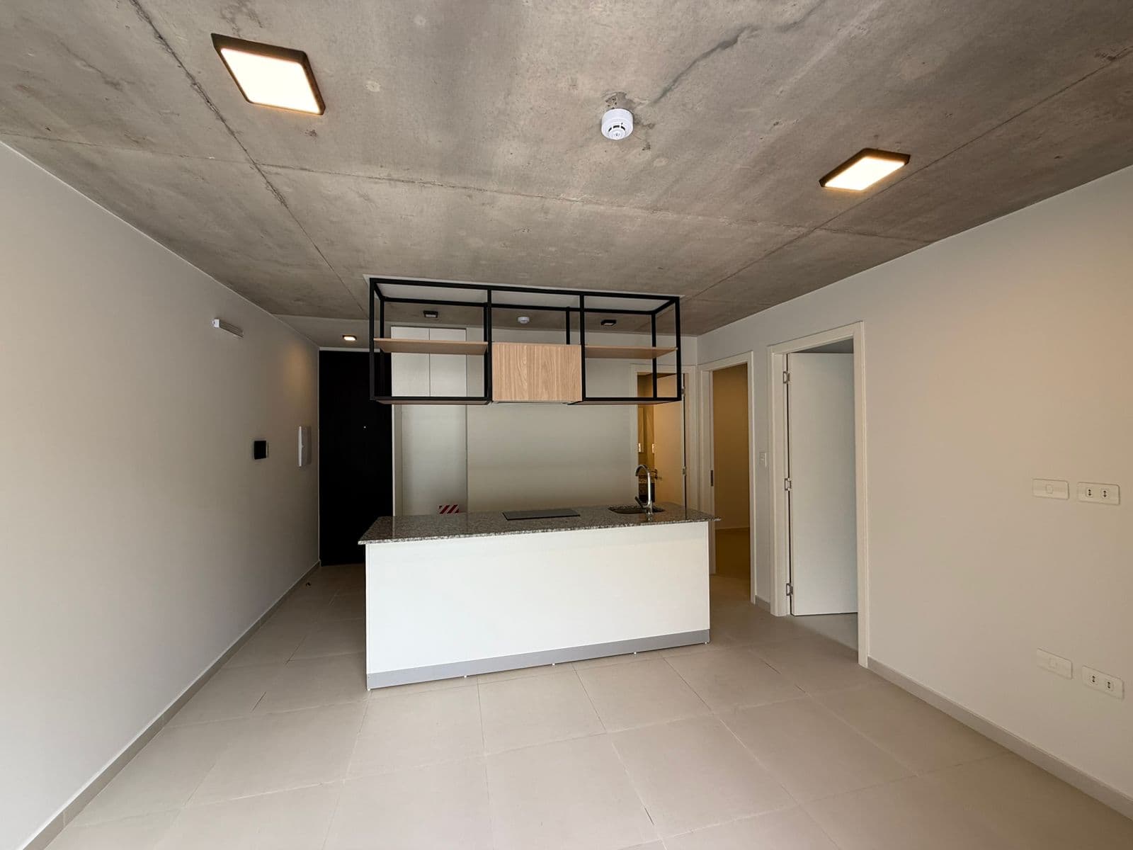 Alquilo depto de 2 dormitorios con Patio Privado – 2