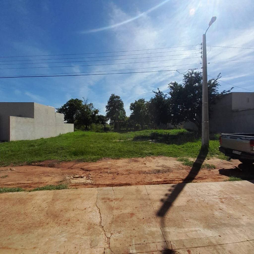 VENDO TERRENO EN EL CONDOMINIO MANANTIALES DE MARGARITA DE LIMPIO