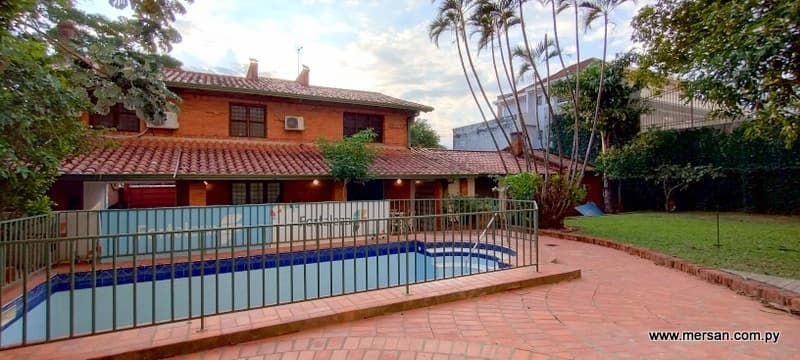 Casa 3 Dorm. + área Serv. + Piscina Z/ Fortaleza Boggiani (CóD. 1271) – 2