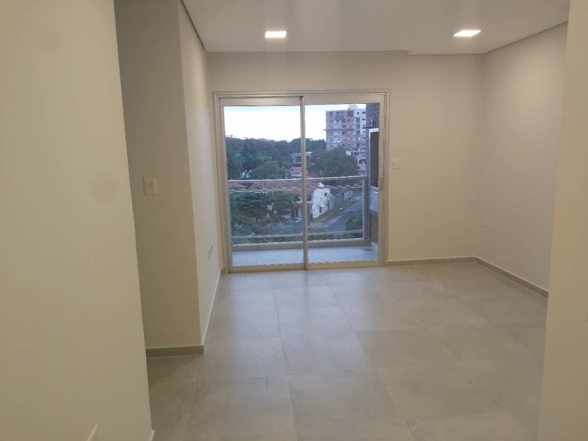 En alquiler depto de 2 dorm, 2 baños en barrio Herrera – 2