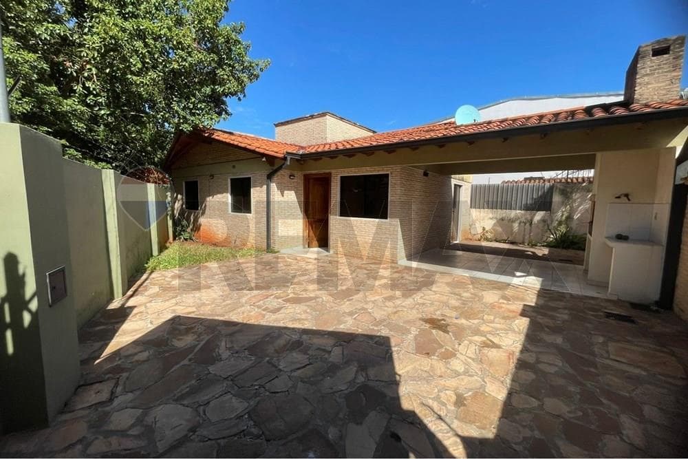 CHALET - ALQUILER - ASUNCION - NAZARETH - PARAGUAY