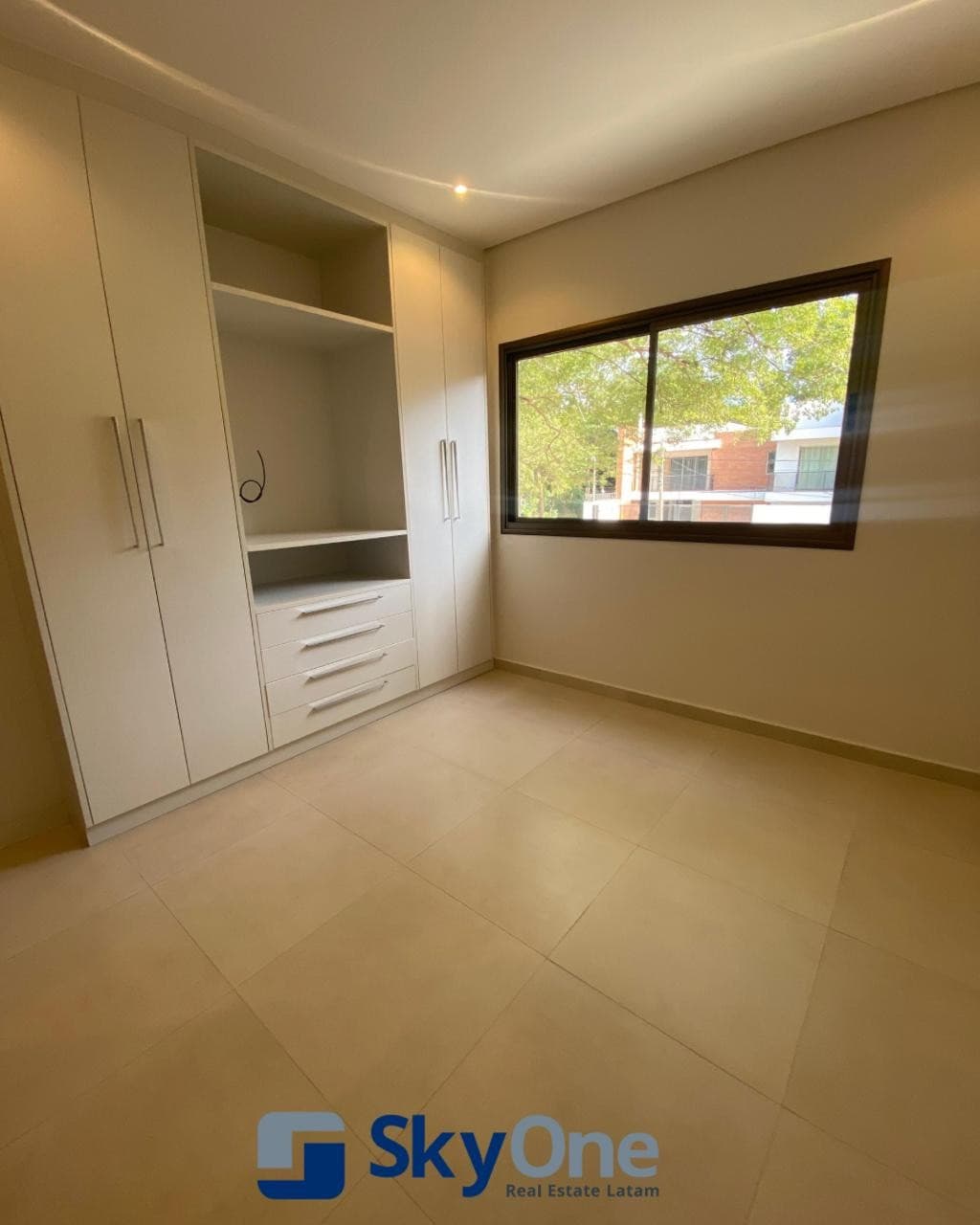 Vendo  Departamento En Setai De 2 Habitaciones – 3