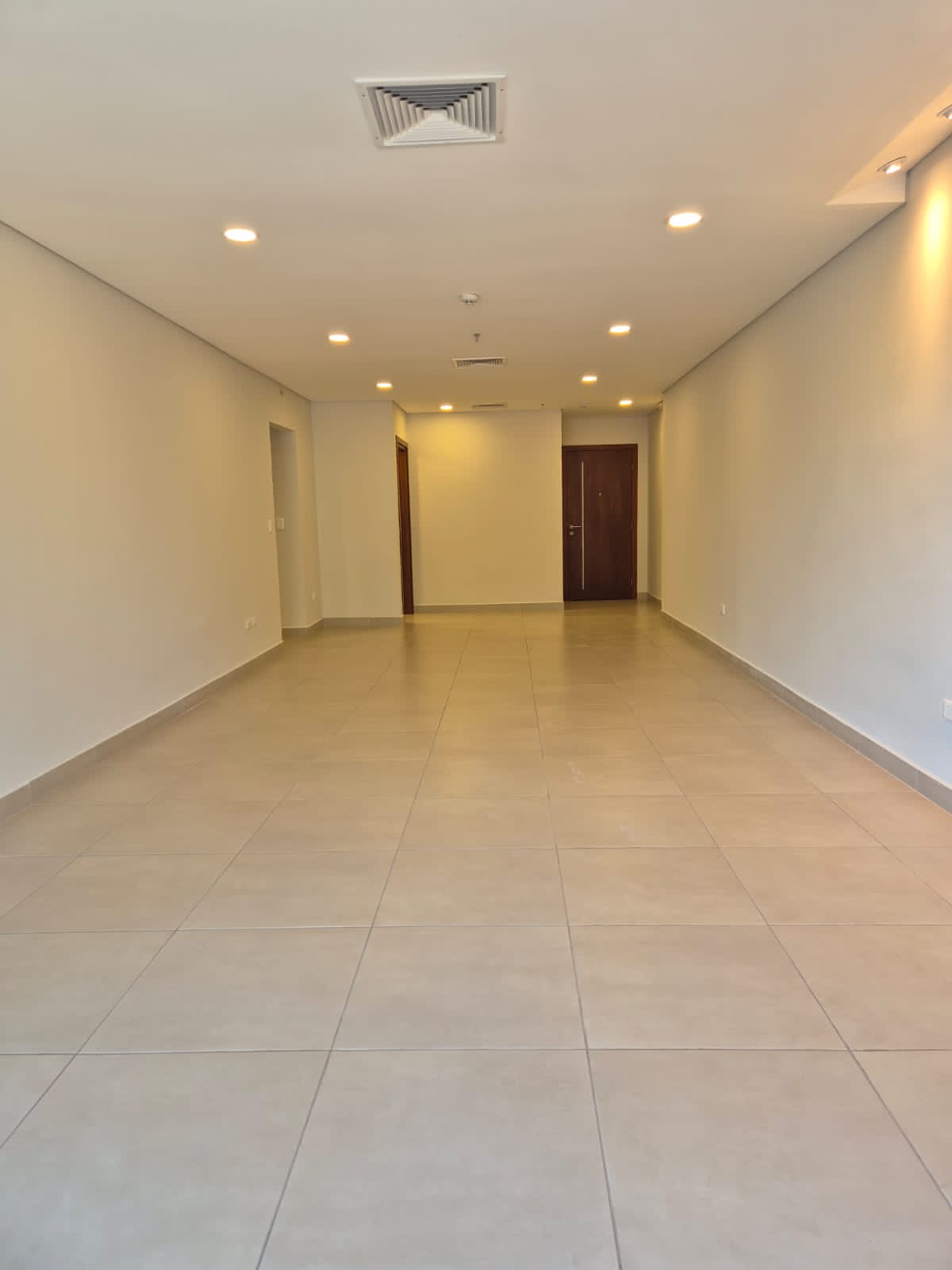 Hermoso Y Amplio Departamento De Tres Habitaciones – 2