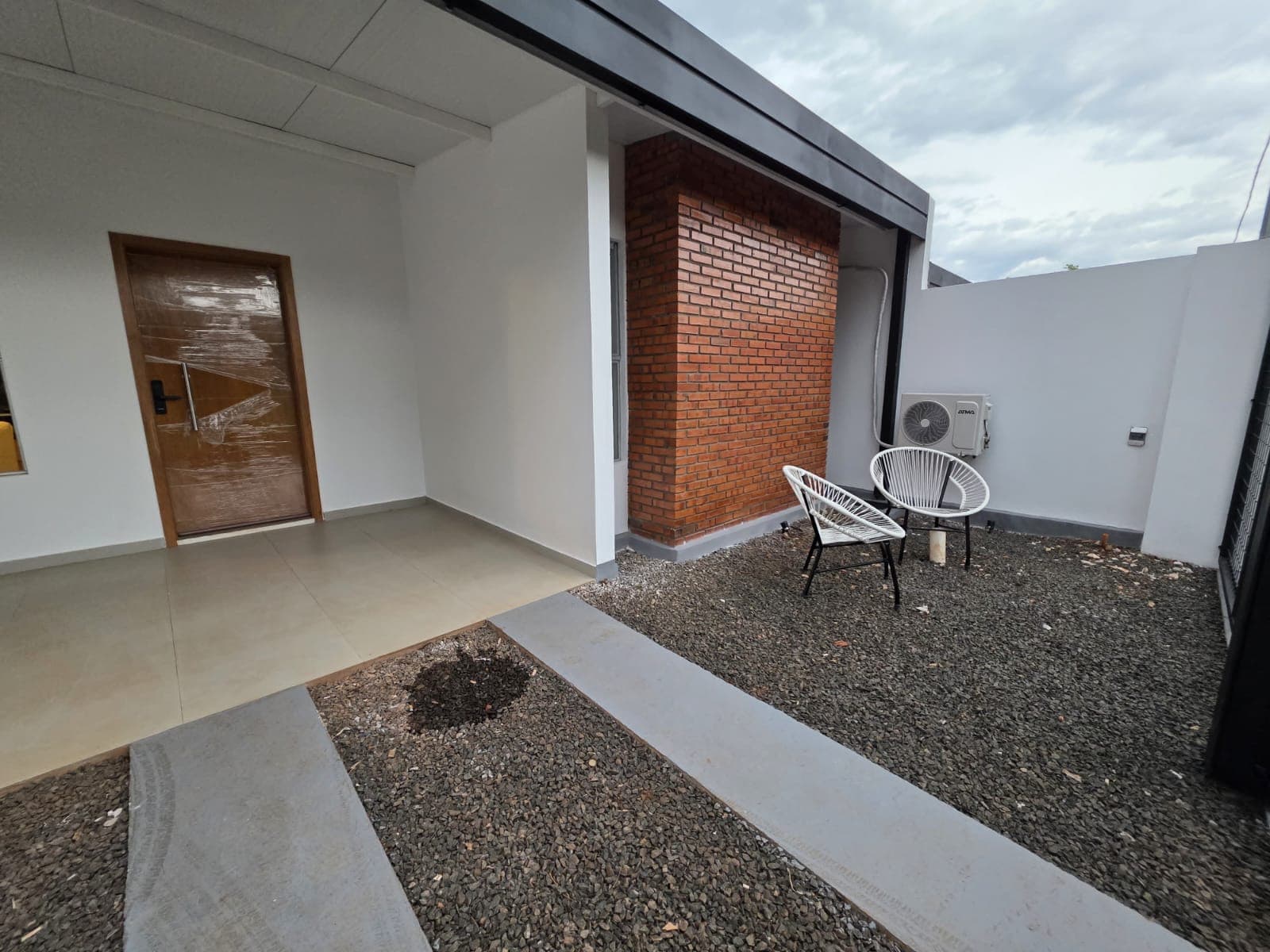 Alquilo casa En Encarnacion – 3