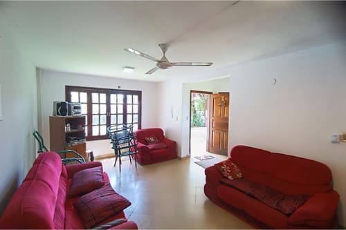 VENDO CASA EN ESQUINA FERNANDO DE LA MORA Z/ SUR!! – 2