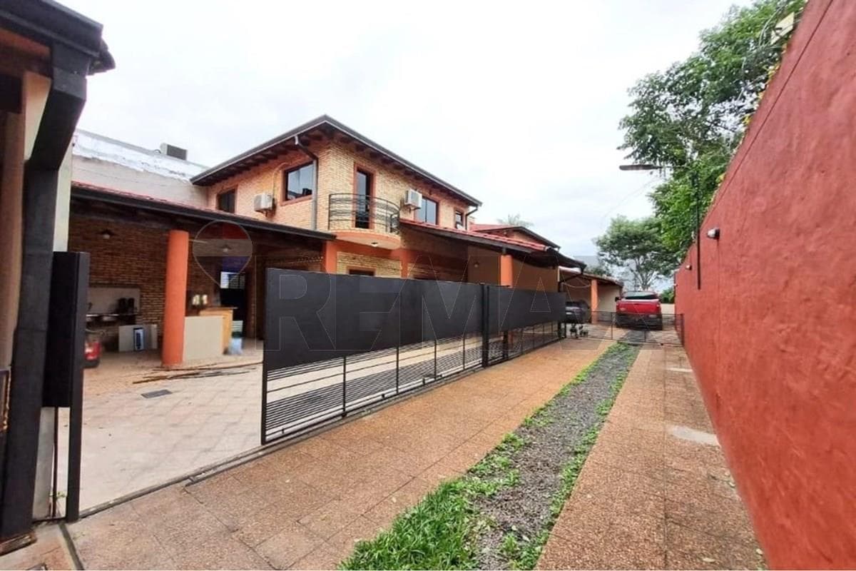 DUPLEX EN ALQUILER - LAMBARÉ – 2
