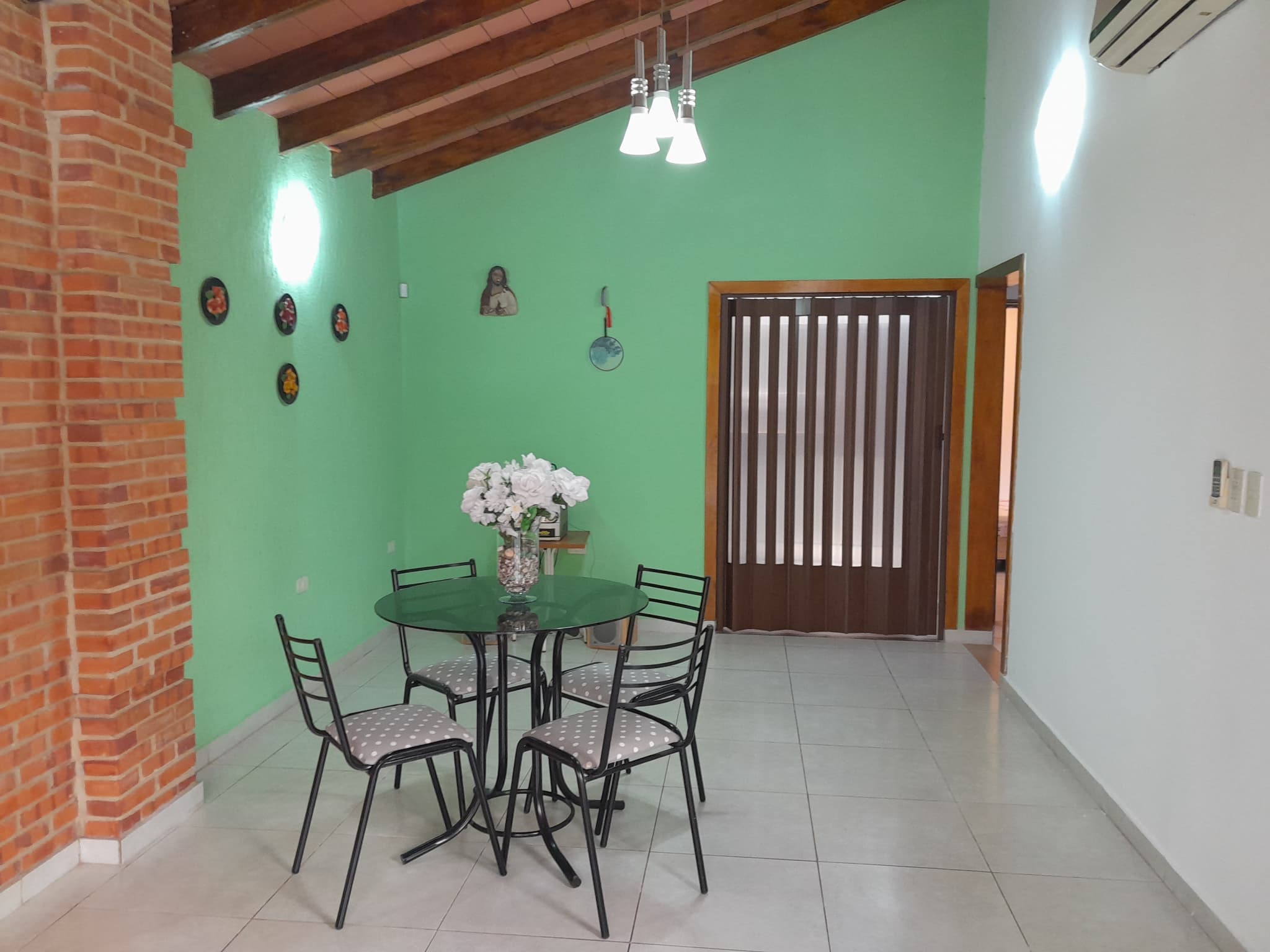 Chalet amoblado en alquiler – 3