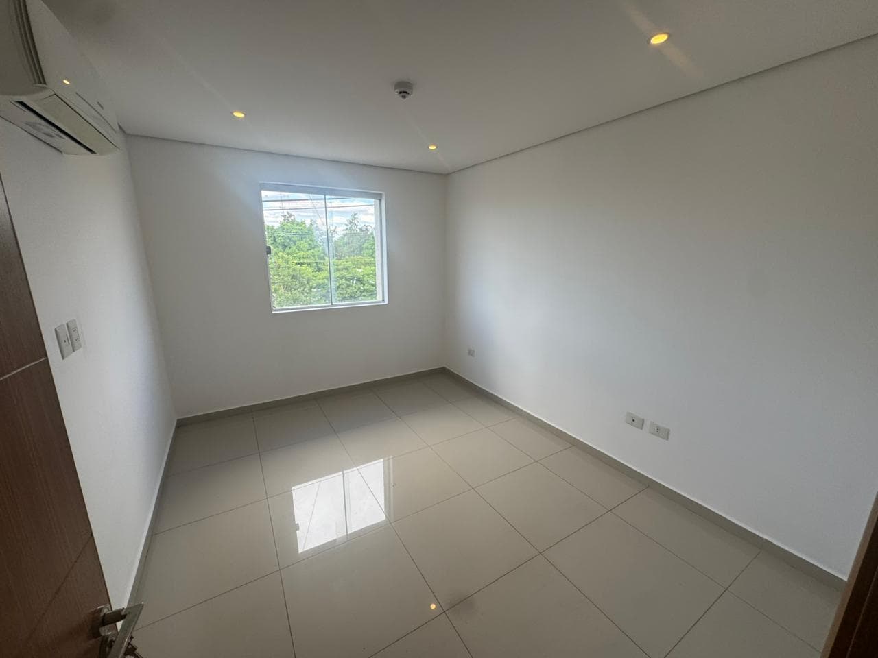 ALQUILO DEPARTAMENTO EN EDIFICIO MARIA ESTELA – 3