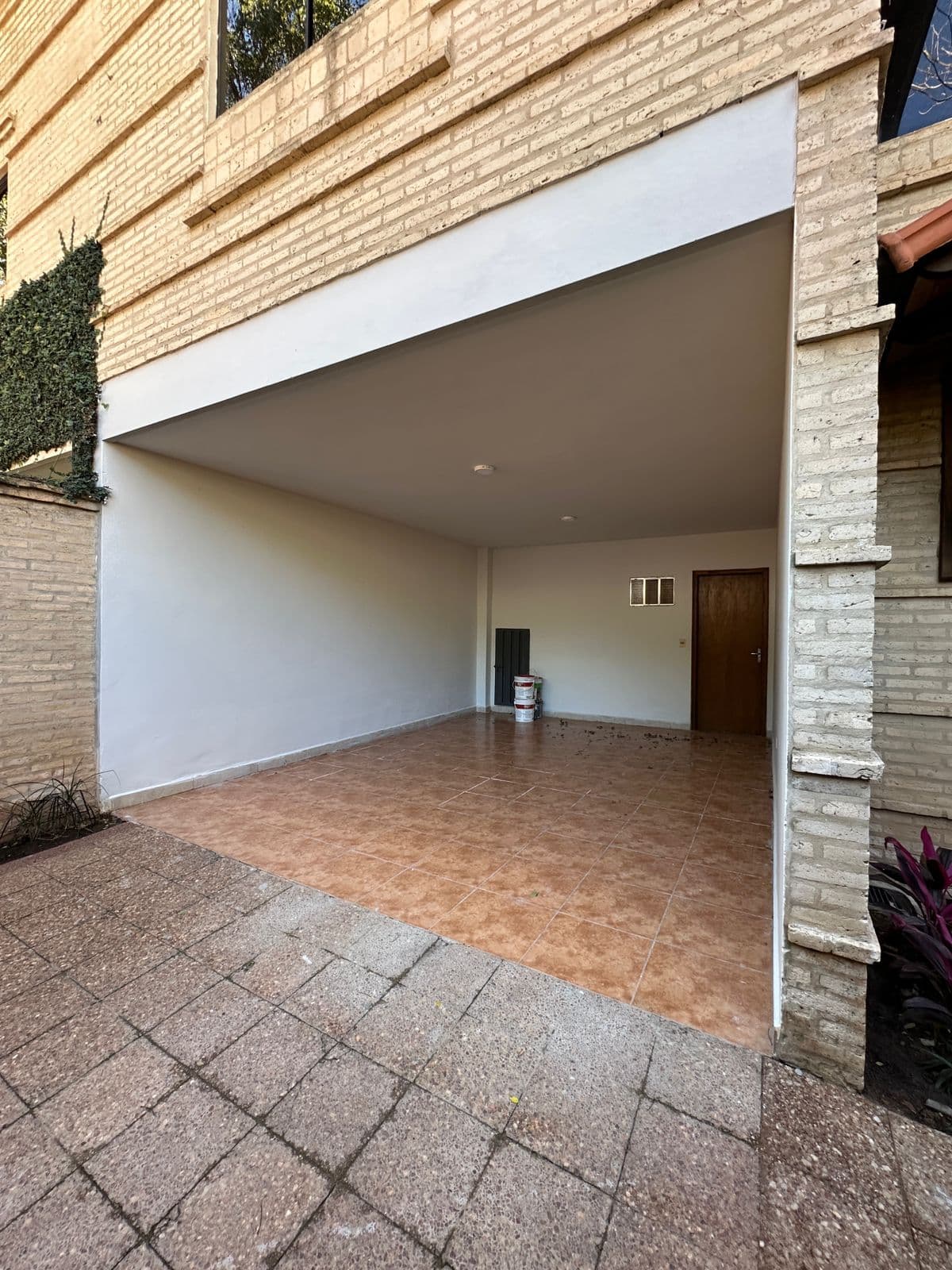 VENDO DUPLEX ASUNCION BARRIO MBOCAYATY EXCELENTE ESTADO – 3