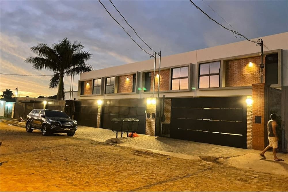 Alquilo Duplex en zona Palma Loma, Luque