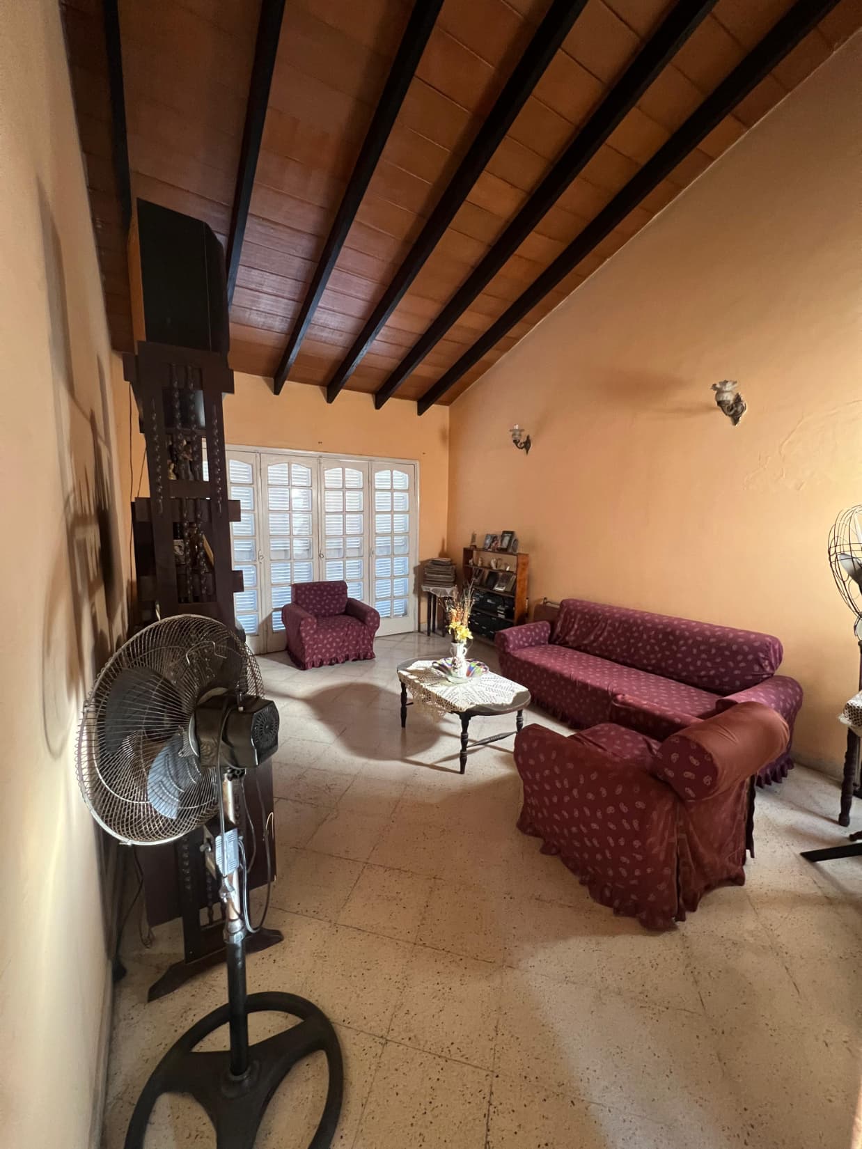 VENDO CASA EN LA CIUDAD DE ASUNCION ZONA CENTRO – 2