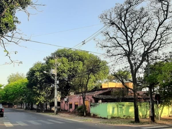 Esquina en Venta - ZONA SHOPPING MARISCAL LOPEZ ID: 10700 – 2