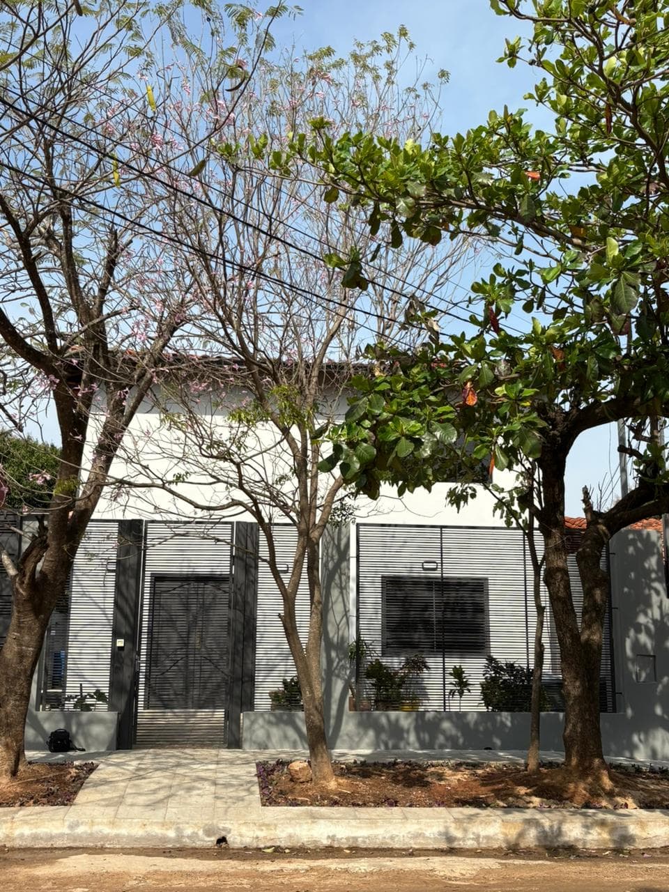 Casa En Venta En Mariano Roque Alonso – 2