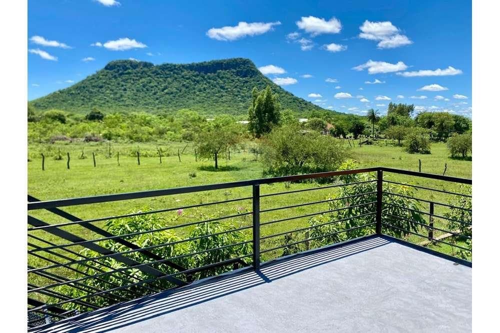 VENDO CASA QUINTA EN PARAGUARI CON VISTA AL CERRO – 2