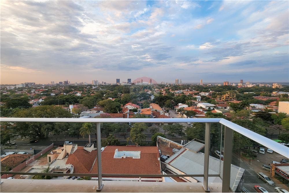 Departamento - Alquiler - Villa Morra, Paraguay – 2