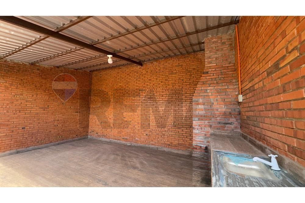 Chalet - Alquiler - Limpio, Paraguay – 3