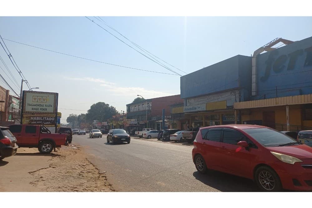 ALQUILO SALÓN COMERCIAL SOBRE LA EXRUTA 1 KM. 18 – 3