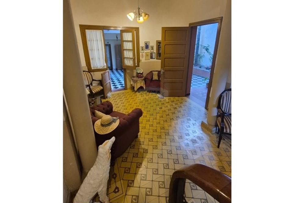 VENDO CASA EN EL MICROCENTRO DE ASUNCION