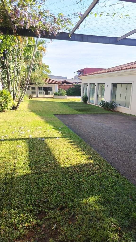 CASA EN ALQUILER DE 3 DORMITORIOS RUTA LUQUE SAN BER